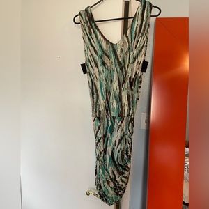 Guess xsmall brown/turquoise rouched bottom dress